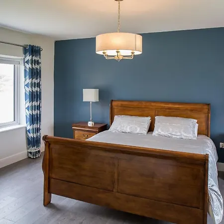 Wave Bay Holiday home *